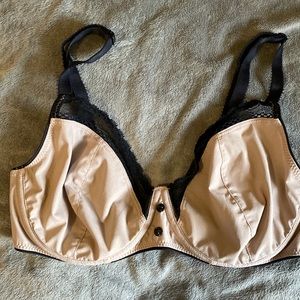 Huit Bra 32D